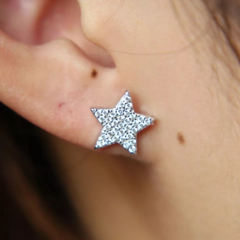 925 Sterling silver earrings.